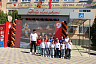 Герой России Александр Янклович поздравил с Днем Победы ветерана, проживающую в Энгельсском доме-интернате